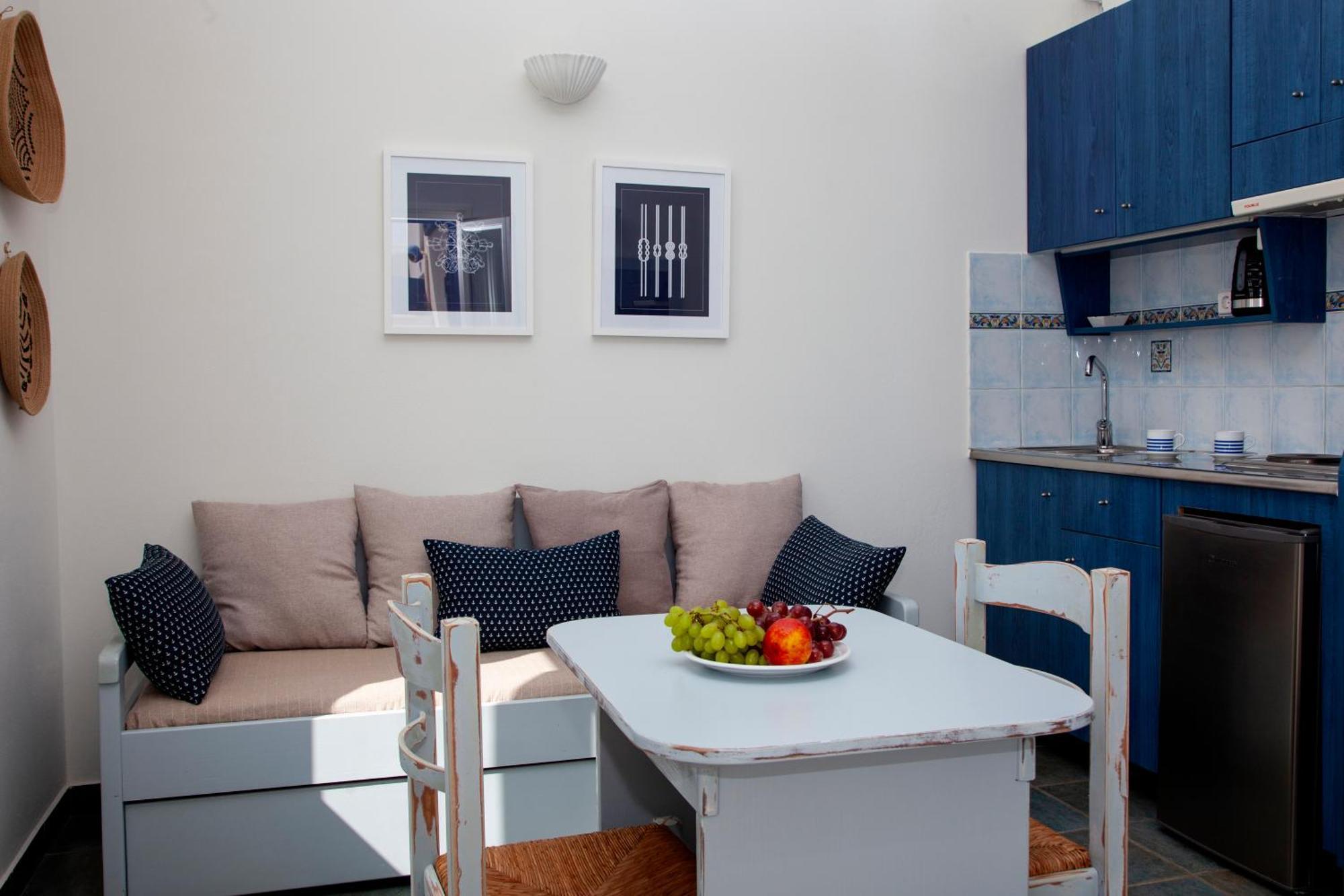 Aura Paros Apartment Logaras Room photo