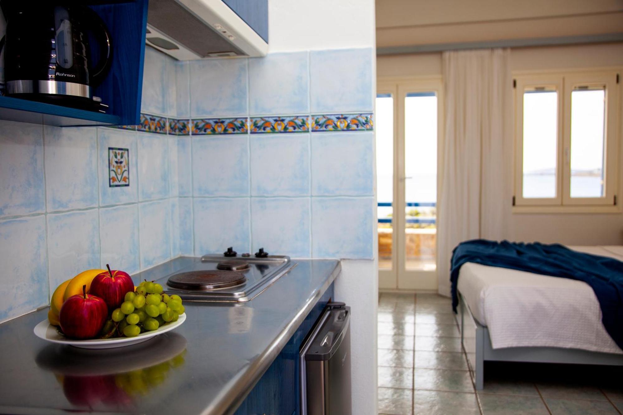 Aura Paros Apartment Logaras Room photo